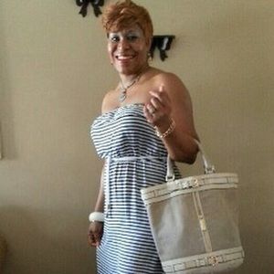 Meet your Posher, Jean